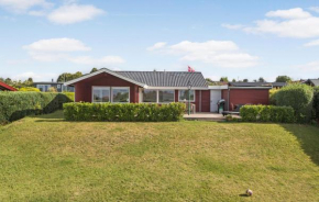 Lovely Home In Karrebæksminde With Wifi Karrebæksminde
